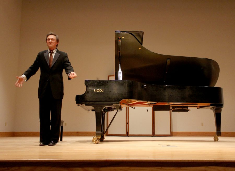 International award winning pianist performs at ULM