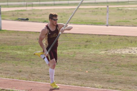 Grieder wins Jim Mizee Invitational