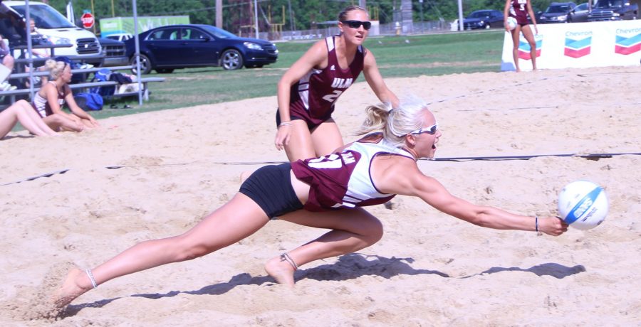 Sand+volleyball+heads+to+nationals+Loyola