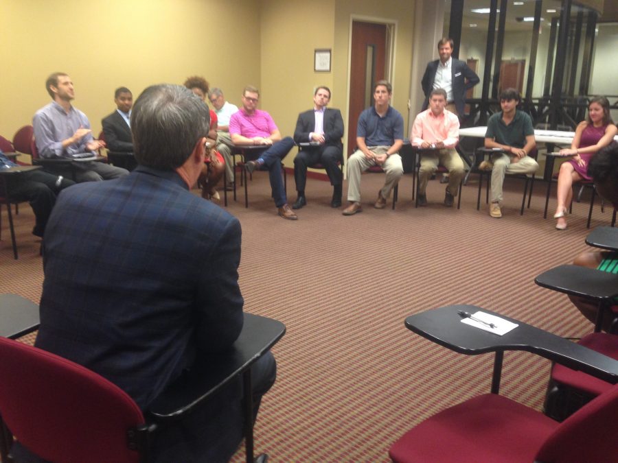 Sen.+Vitter+stops+by+campus+to+talk+higher+education