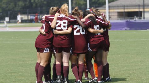 Late goal fells Warhawks in battle against Trojans