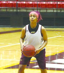 Women’s basketball looks to build off success of previous season