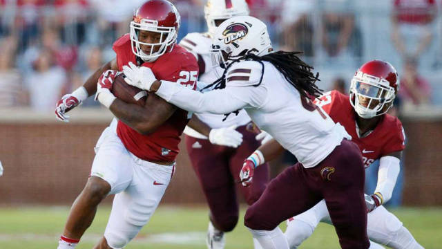 Warhawks lack offense early against Oklahoma
