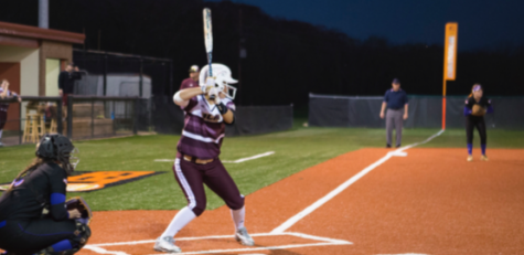 Softball steals 2nd game