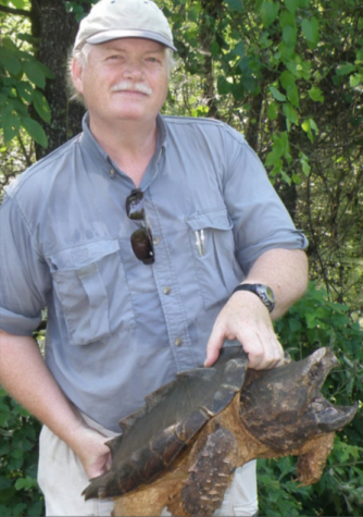 Professor publishes field guide