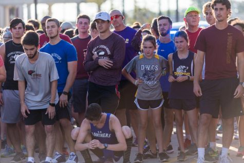 Students and community get involved in traditonal mile run