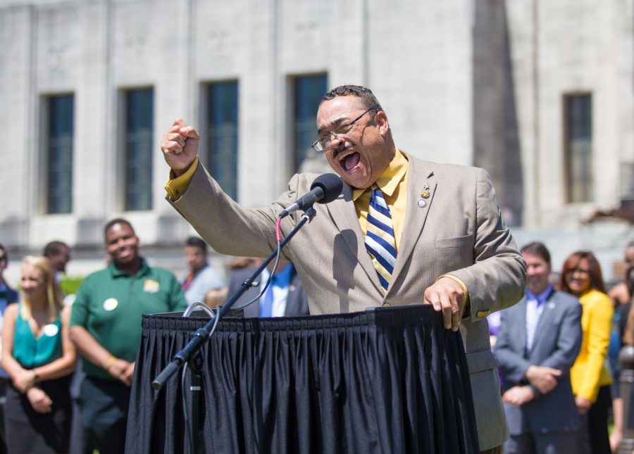 Students rally in Baton Rouge:UL system schools storm the lawn of the capitol building