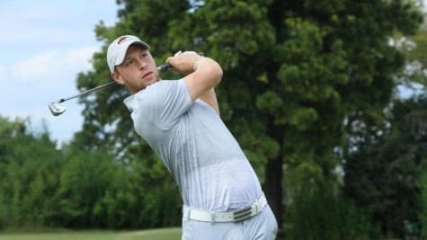 Men’s golf on the right track