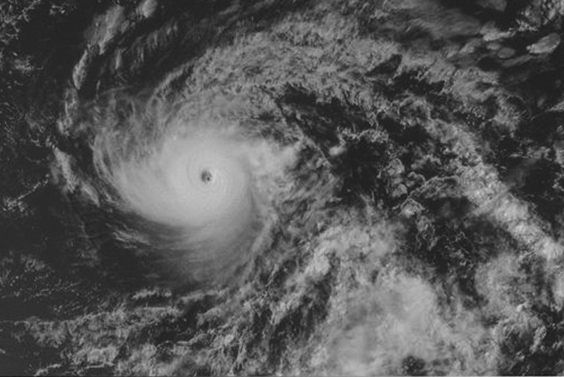 Hurricane in Hawaii brings back memories of Puerto Rico