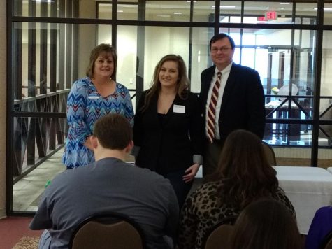 Story-telling contest shares stories of grandmothers
