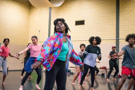 Hip hop class encourages dance course registration