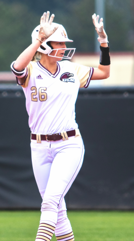 ULM falls to UTA in extra innings, 8-7