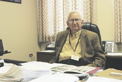 ULM honors deceased president emeritus