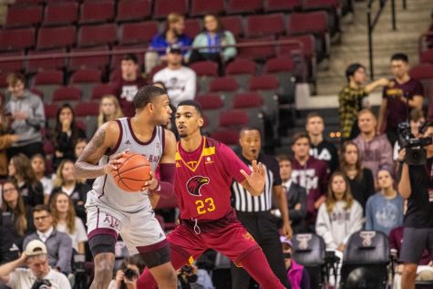 Warhawks drop 2 straight games to SEC teams
