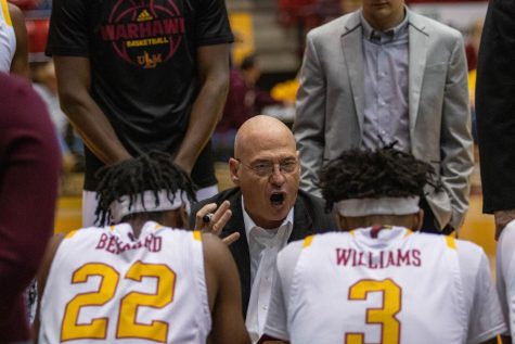 Warhawks clipped by Texas Sun Belt foes