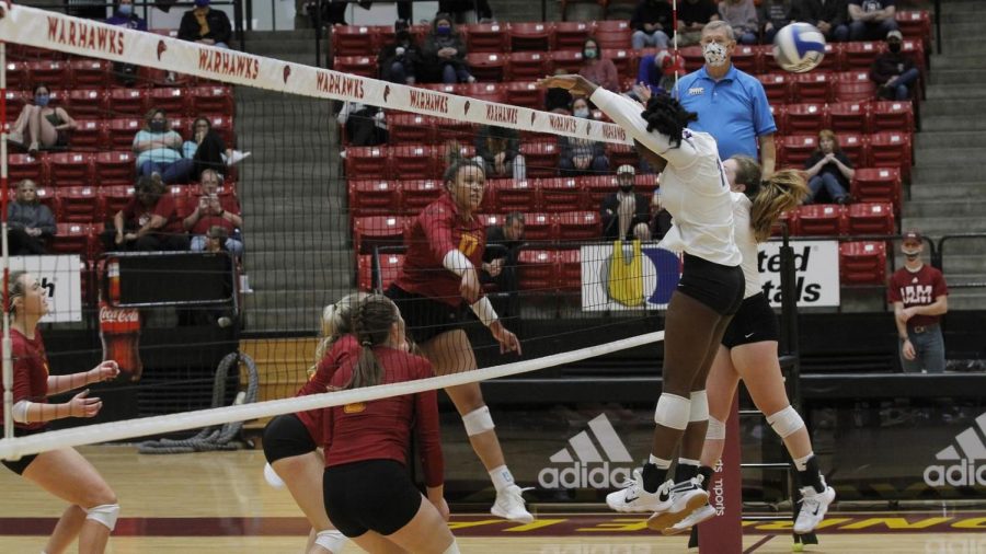 ULM falls to Central Ark. during weekend matches