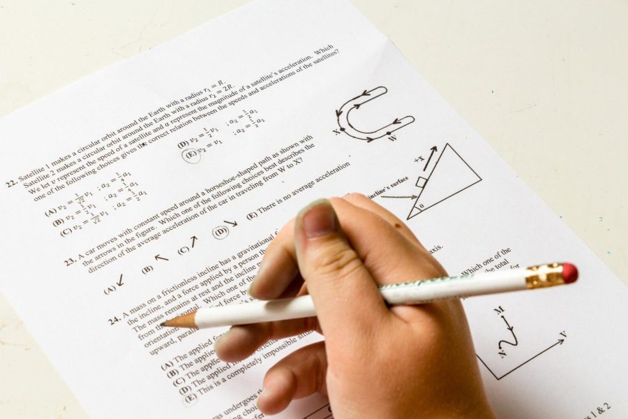 Colleges need test scores