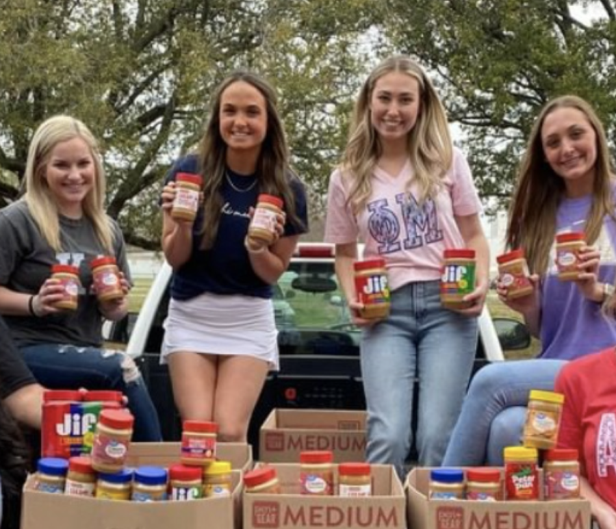 Sororities partner to donate over 360 lbs of peanut butter