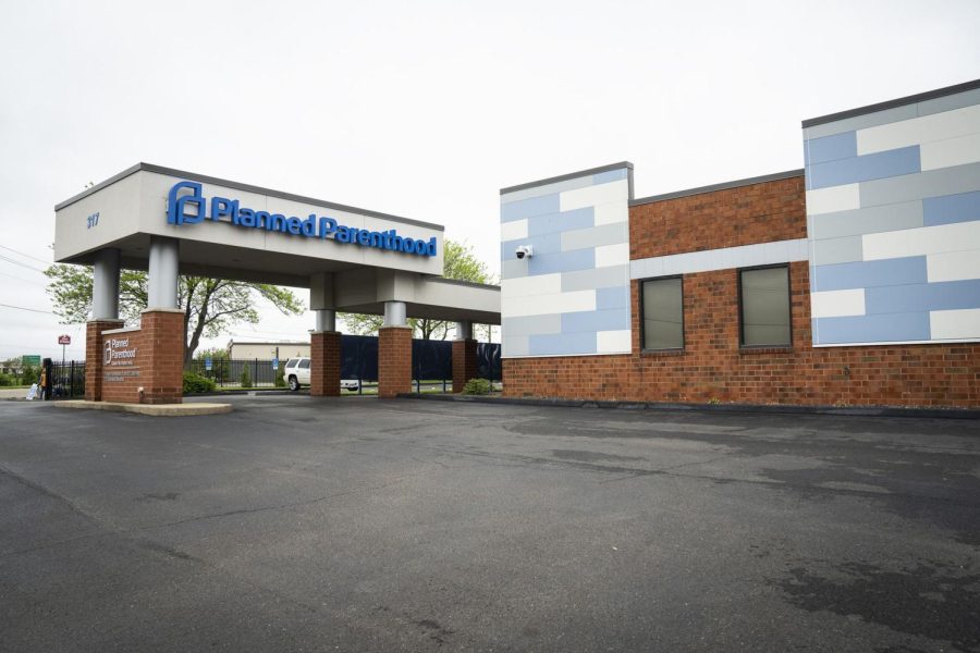 Abortion clinics leaving state