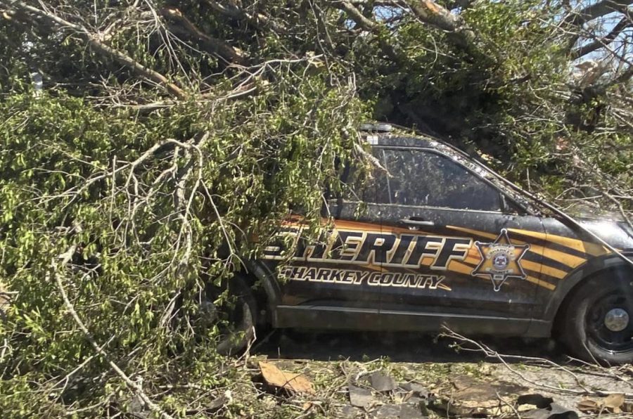 Mississippi tornadoes cause death, damage