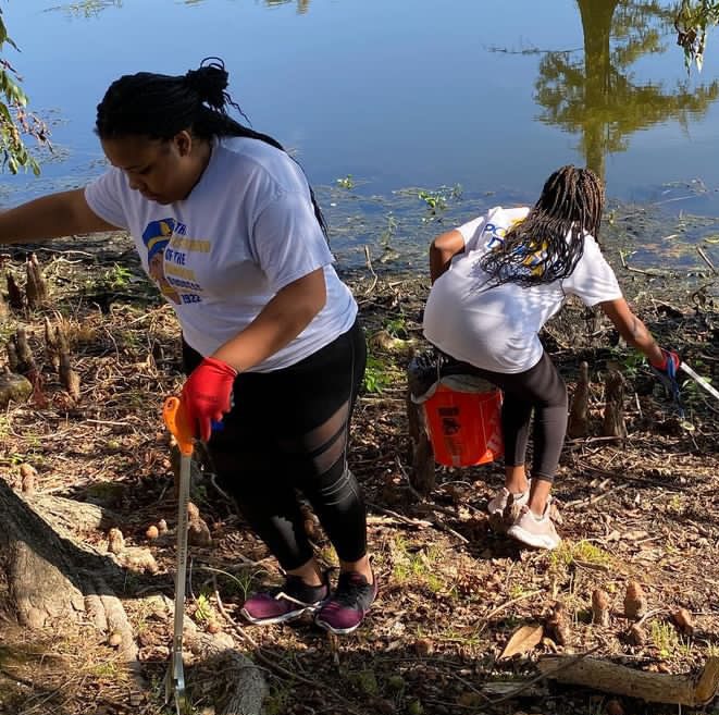 ULM works to clean bayou with Water Sweep