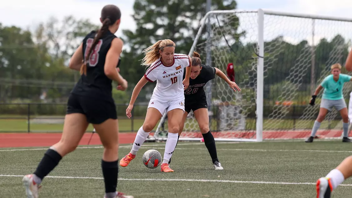 Lady Warhawks suffer tough loss in Oklahoma