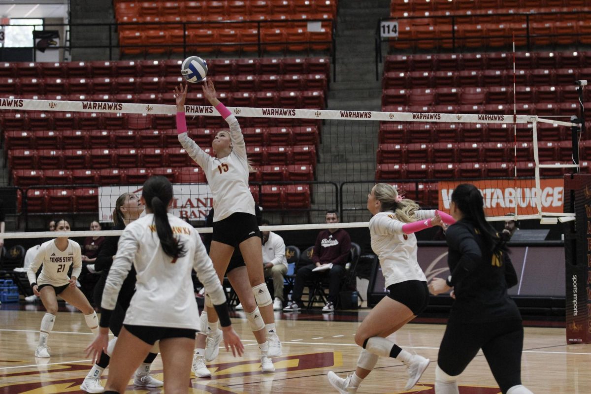 Warhawks bring the heat in game against Texas State