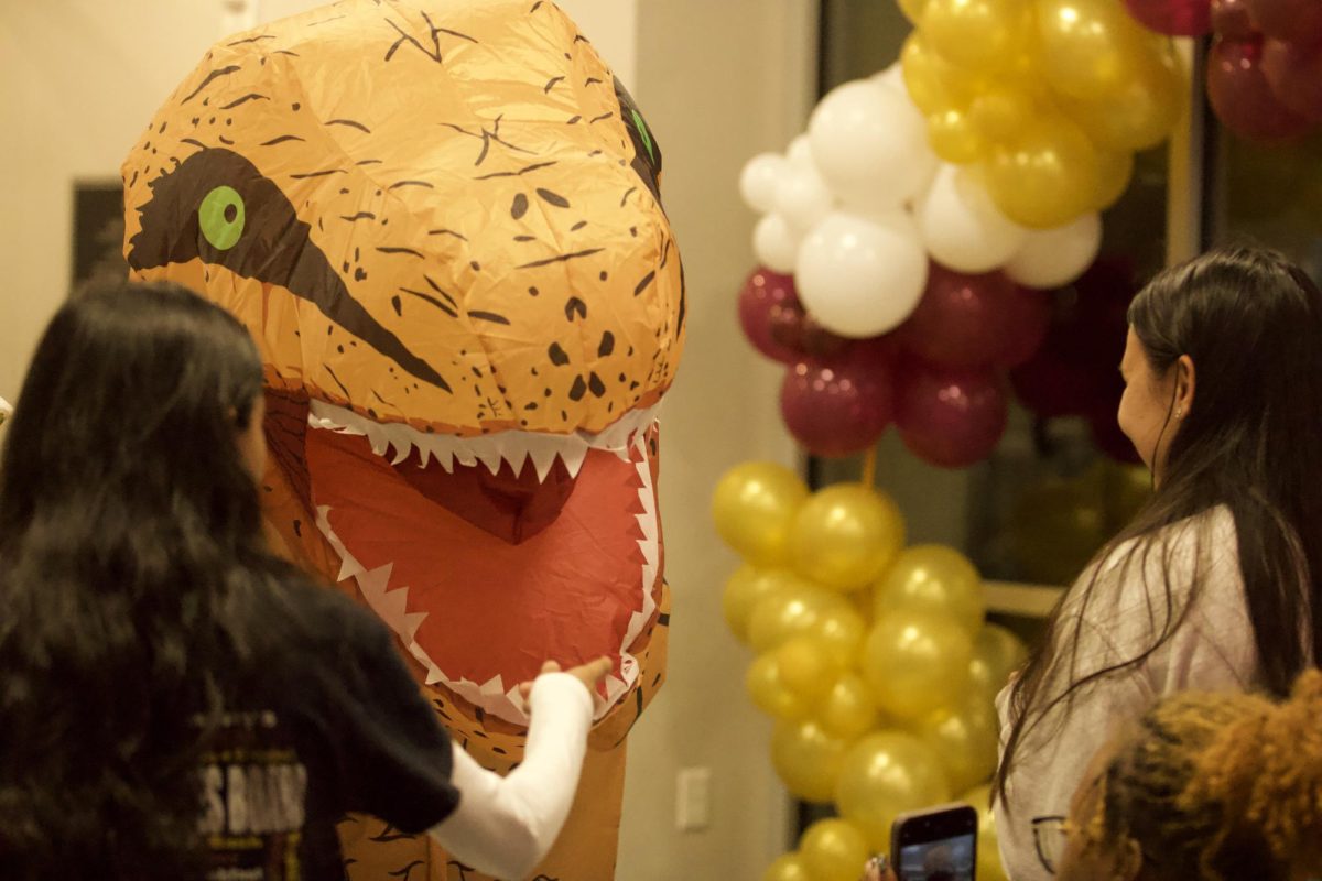 CAB Halloween Bash puts students in spooky spirit