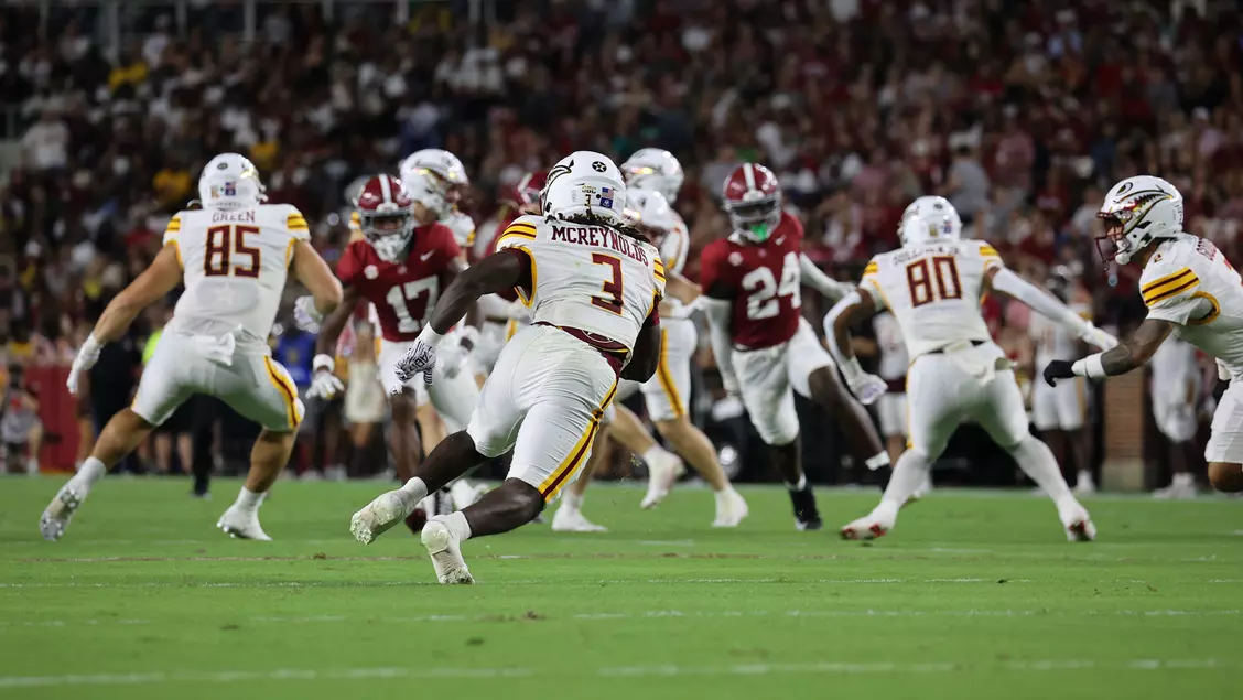 Football drops streak against Alabama