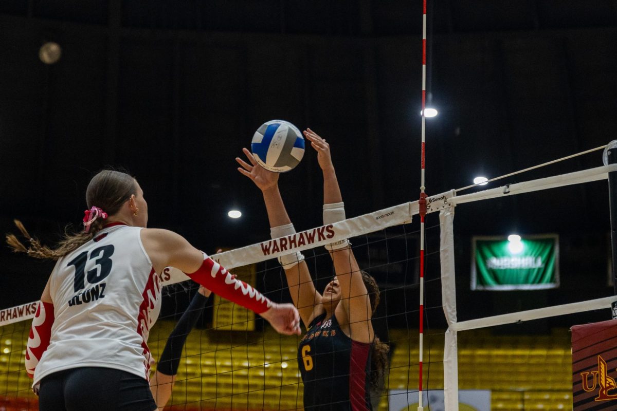 GALLERY: Volleyball falls to Arkansas State in Sun Belt showdown